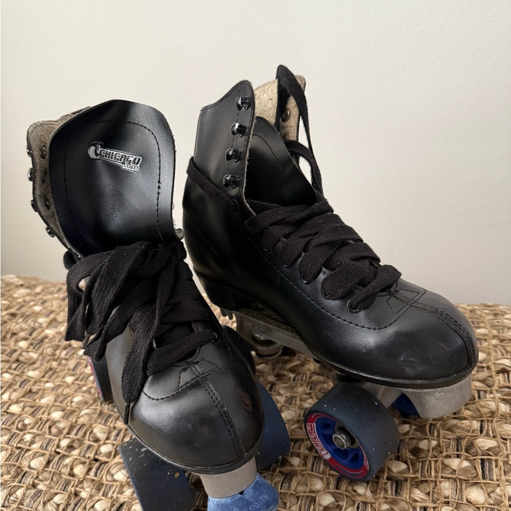 Skates